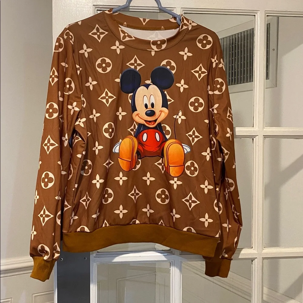Mickey Mouse Size Medium unisex Sweatshirt NWOT - Picture 2 of 3